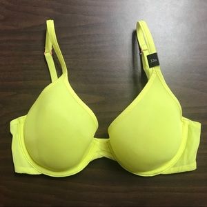 Victoria’s Secret Lined Perfect Coverage 32D